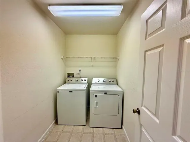 $2,400 | 13832 Dove Wing Court, Orlando, FL 32828