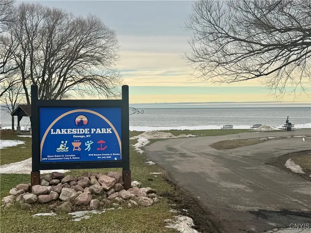 $65,000 | 75 East 10 1/2 Street, Oswego, NY 13126