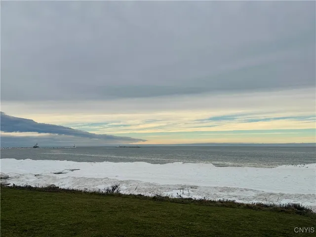 $65,000 | 75 East 10 1/2 Street, Oswego, NY 13126