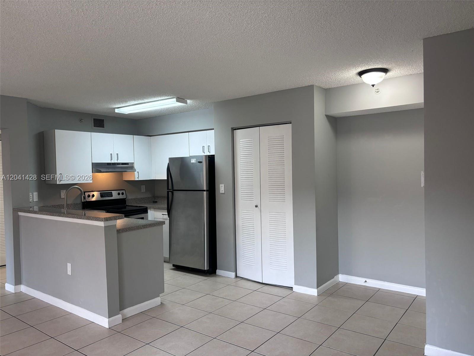 761 North Pine Island Road, Unit 203 Plantation, FL 33324 - Photo 14 of 38