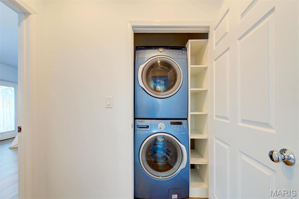 8111 Roxburgh Drive, Unit 1NE St. Louis, MO 63105 - Photo 12 of 25