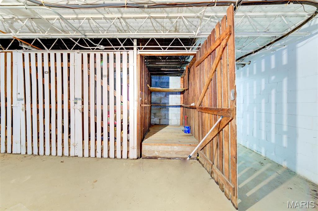 8111 Roxburgh Drive, Unit 1NE St. Louis, MO 63105 - Photo 21 of 25