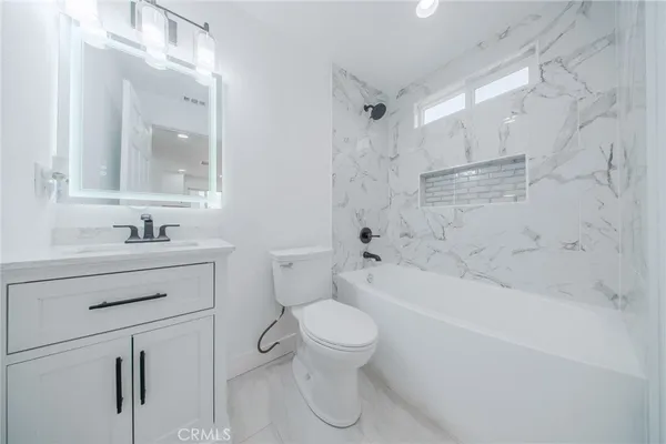$429,900 | 957 Center Street, Riverside, CA 92507