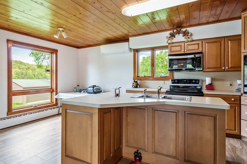 3004 South Riverside Drive Beloit, WI 53511 - Photo 41 of 74