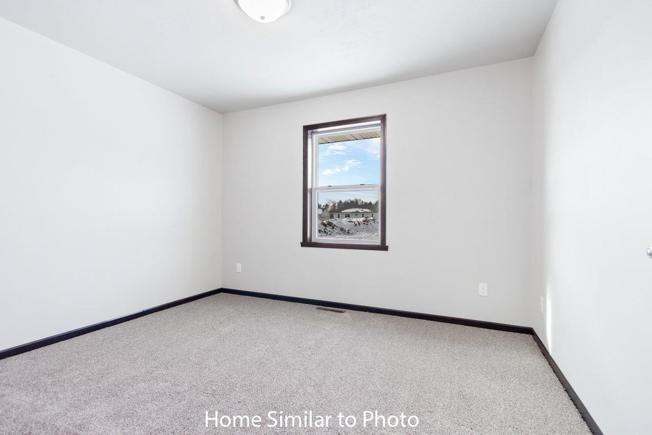 929 Constellation Way Marinette, WI 54143 - Photo 17 of 26