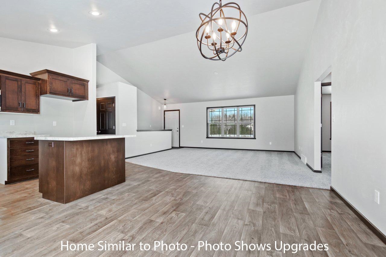 929 Constellation Way Marinette, WI 54143 - Photo 6 of 26