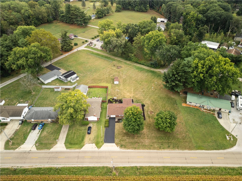 2208 Batestown Road Danville, IL 61832 - Photo 7 of 40 Gallery Image 7