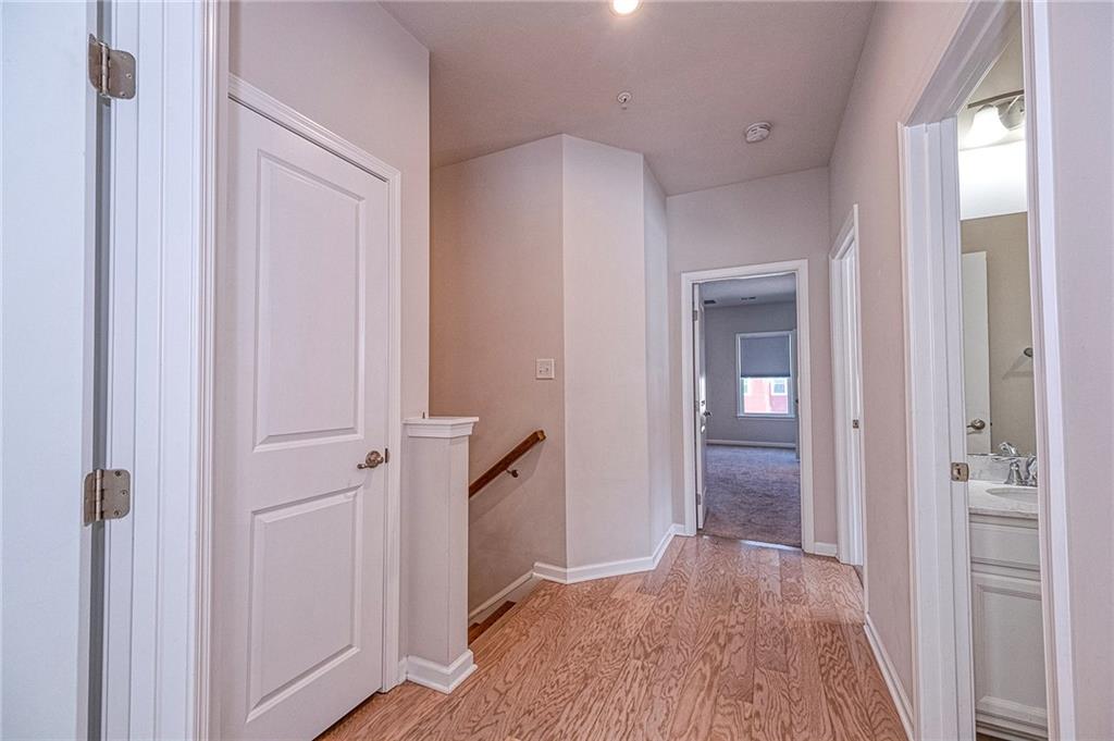 527-529 Tuscarora Road Mars, PA 16046 - Photo 16 of 38 wooden floor in a gallery