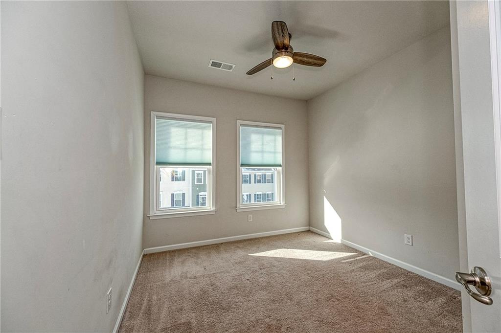 527-529 Tuscarora Road Mars, PA 16046 - Photo 23 of 38 an empty room with a window