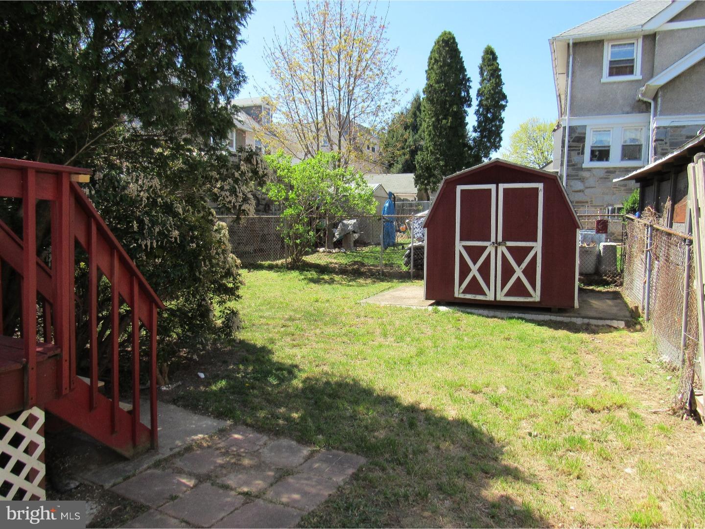7228 Hilltop Road Upper Darby, PA 19082 - Photo 4 of 22