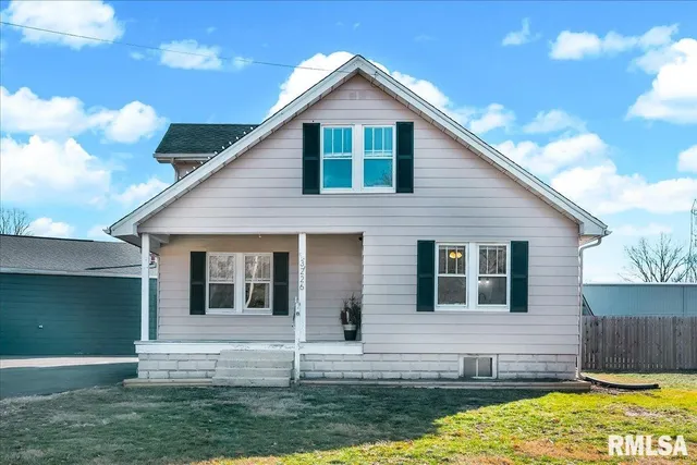 $129,900 | 3226 Meadow Avenue, East Peoria, IL 61611