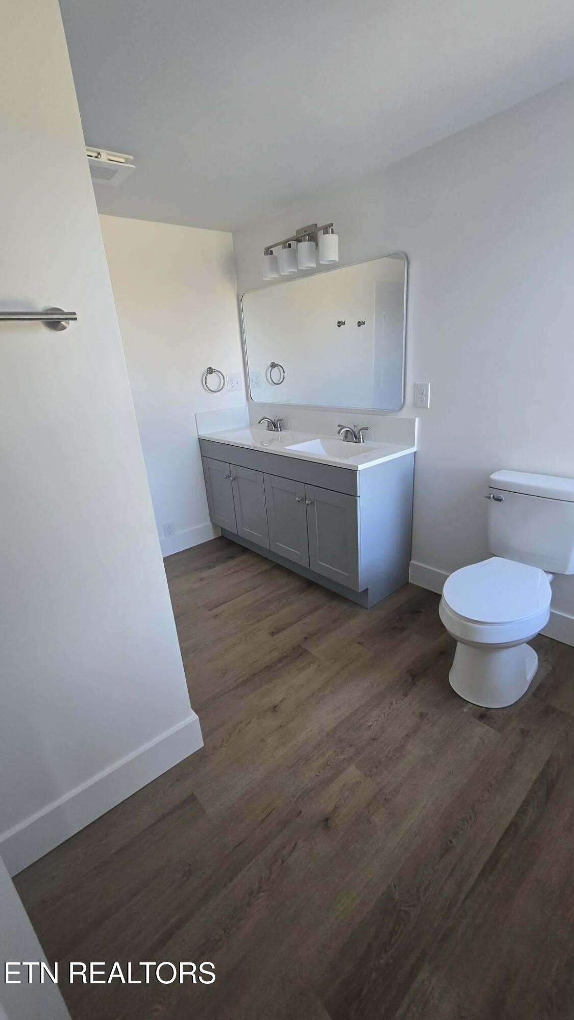 227 Craigs Chapel Road Greenback, TN 37742 - Photo 5 of 6 bath