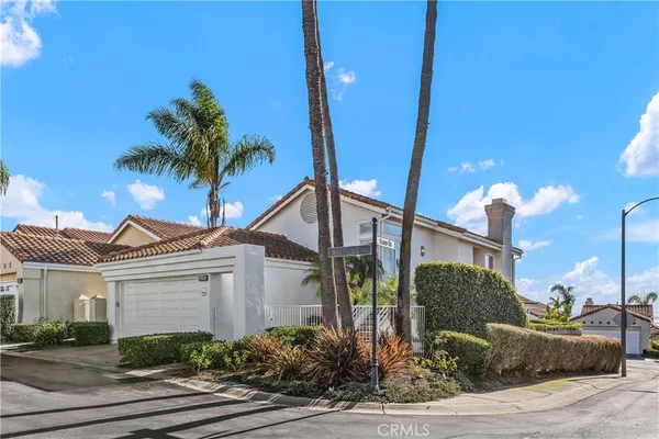 $2,295,000 | 24846 Wave Crest Lane, Dana Point, CA 92629