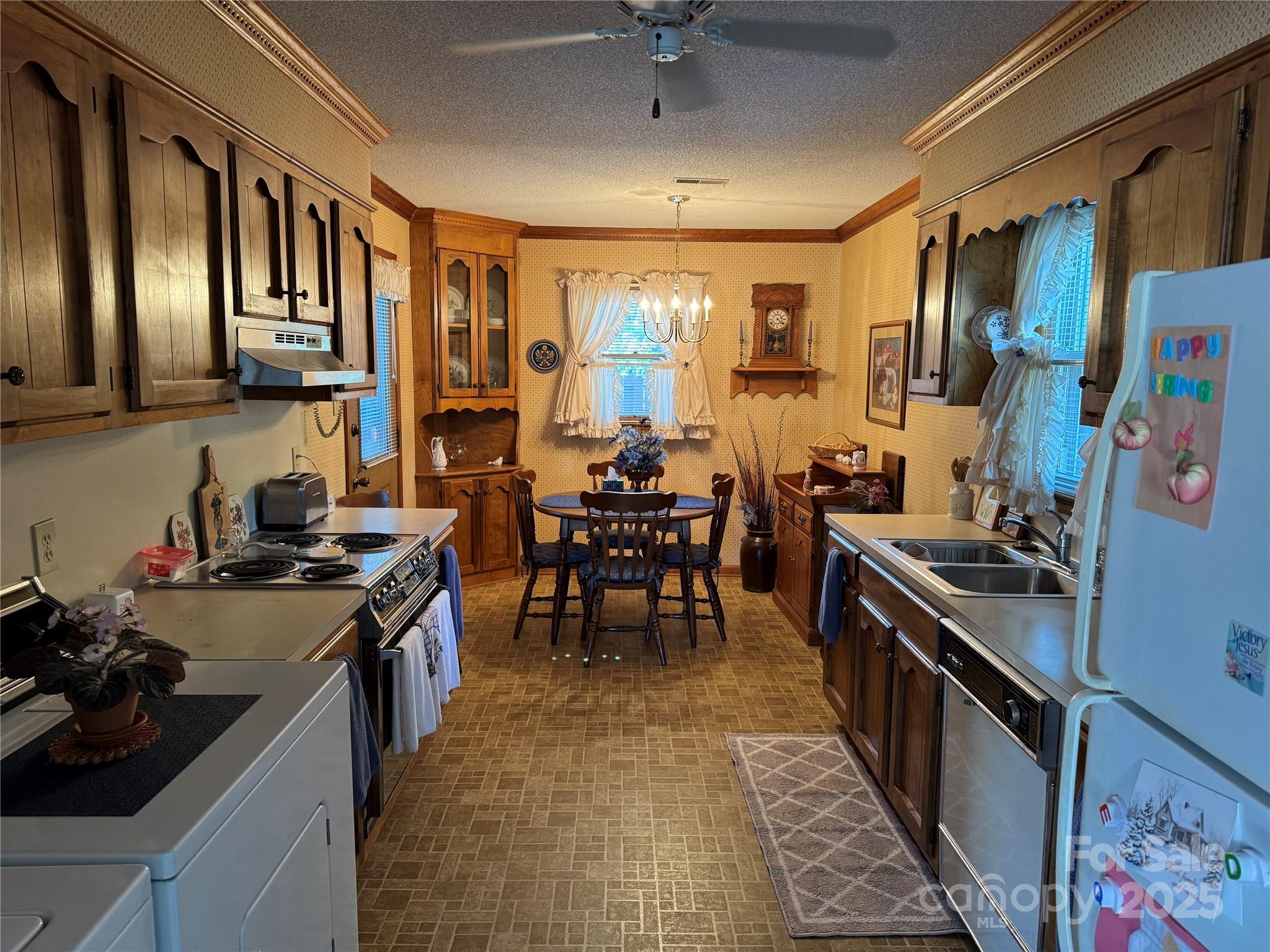 1937 Ebenezer Road Rock Hill, SC 29732 - Photo 8 of 23 Gallery Image 8
