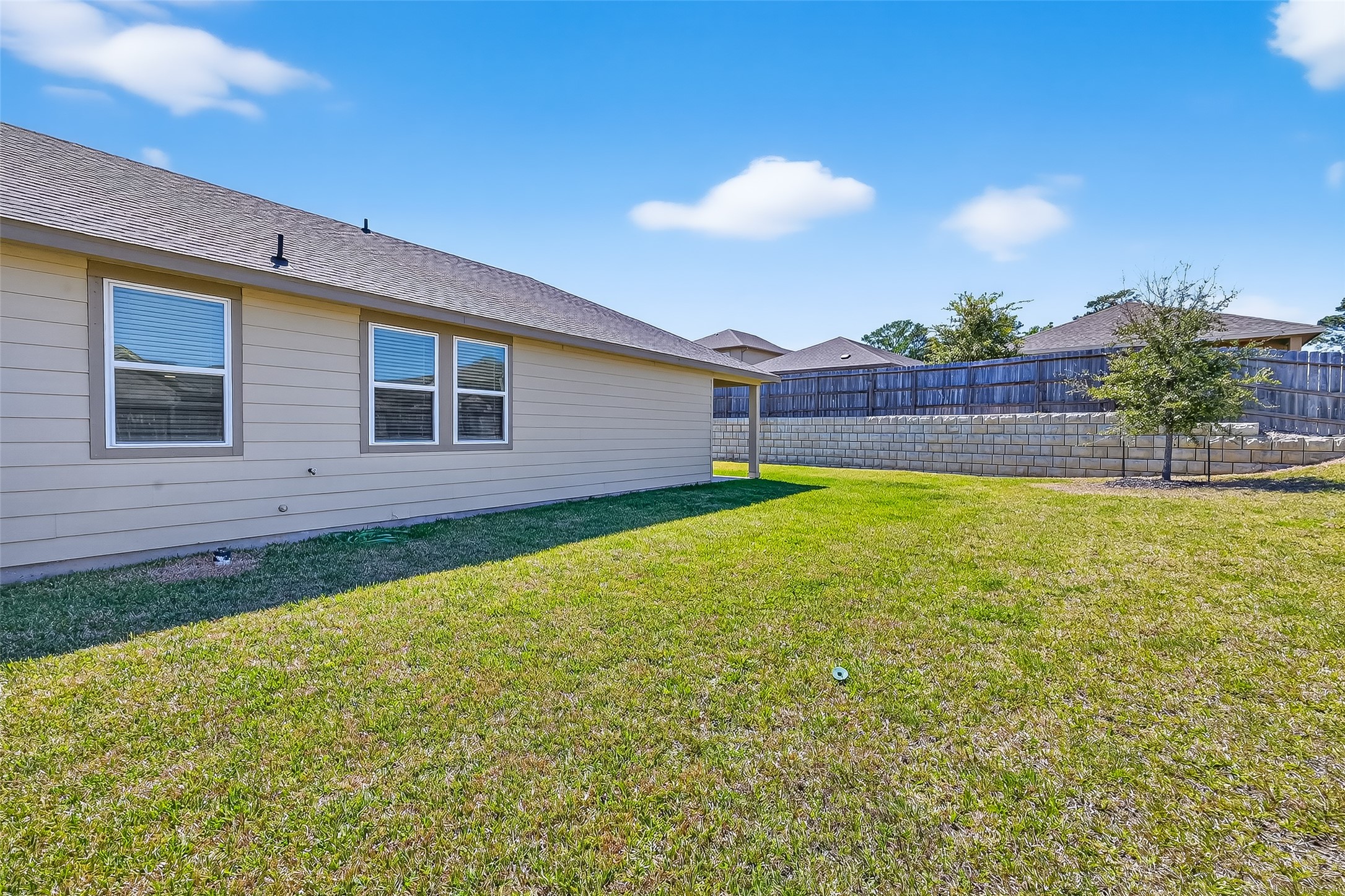 2035 Myrtle Oak Street Conroe, TX 77304 - Photo 33 of 38