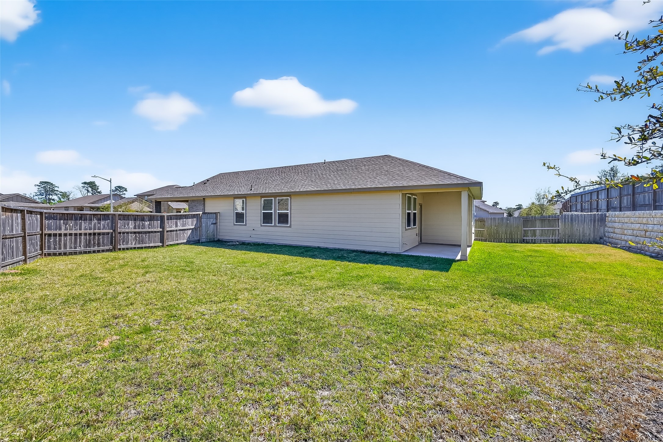 2035 Myrtle Oak Street Conroe, TX 77304 - Photo 34 of 38