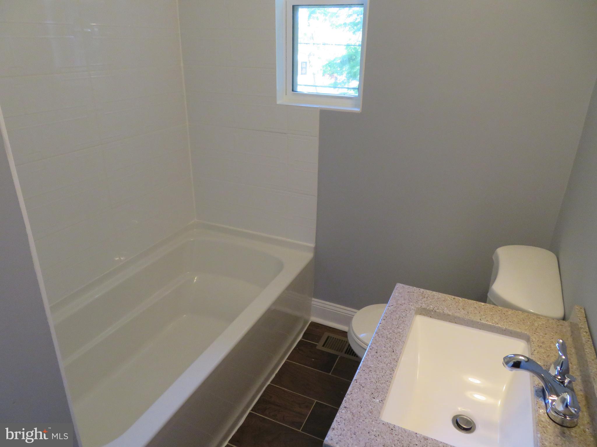 4005 Pimlico Road Baltimore, MD 21215 - Photo 28 of 45 2nd Level - Full Bath