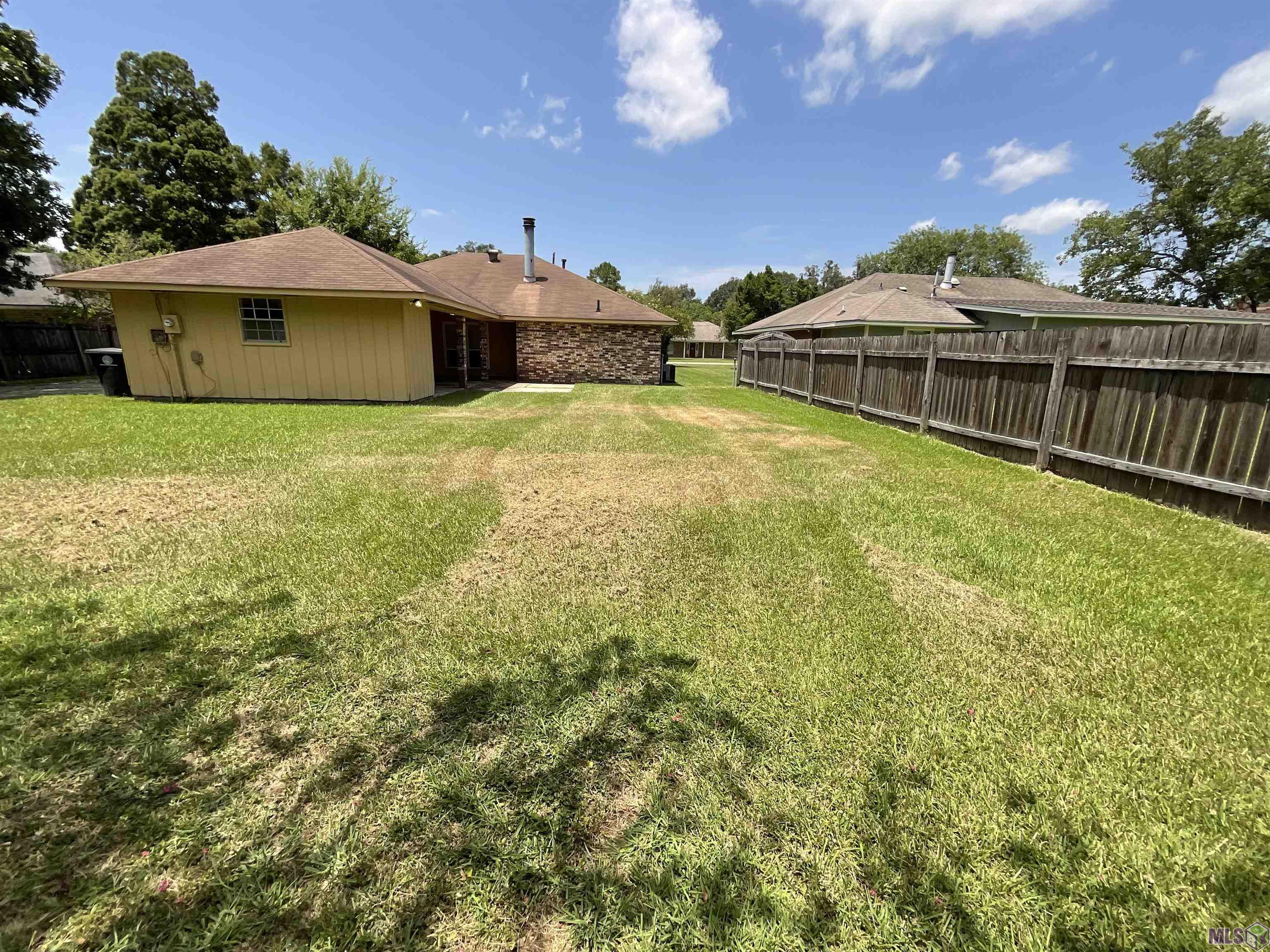 7544 Barbara Cohn Place Baton Rouge, LA 70811 - Photo 4 of 17 Gallery Image 4