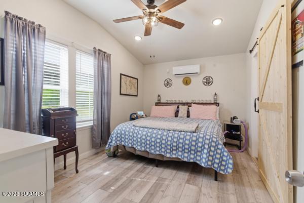 504 North Dubois Road New Iberia, LA 70560 - Photo 13 of 25 005_XK2t