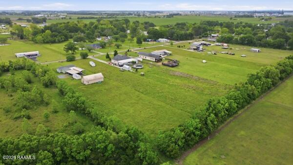 504 North Dubois Road New Iberia, LA 70560 - Photo 22 of 25 019_MIxF