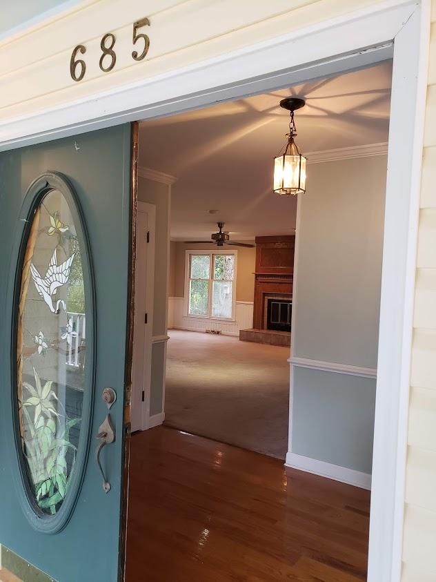 685 Lk Pt Road Mount Pleasant, SC 29464 - Photo 3 of 52 20181114_152630