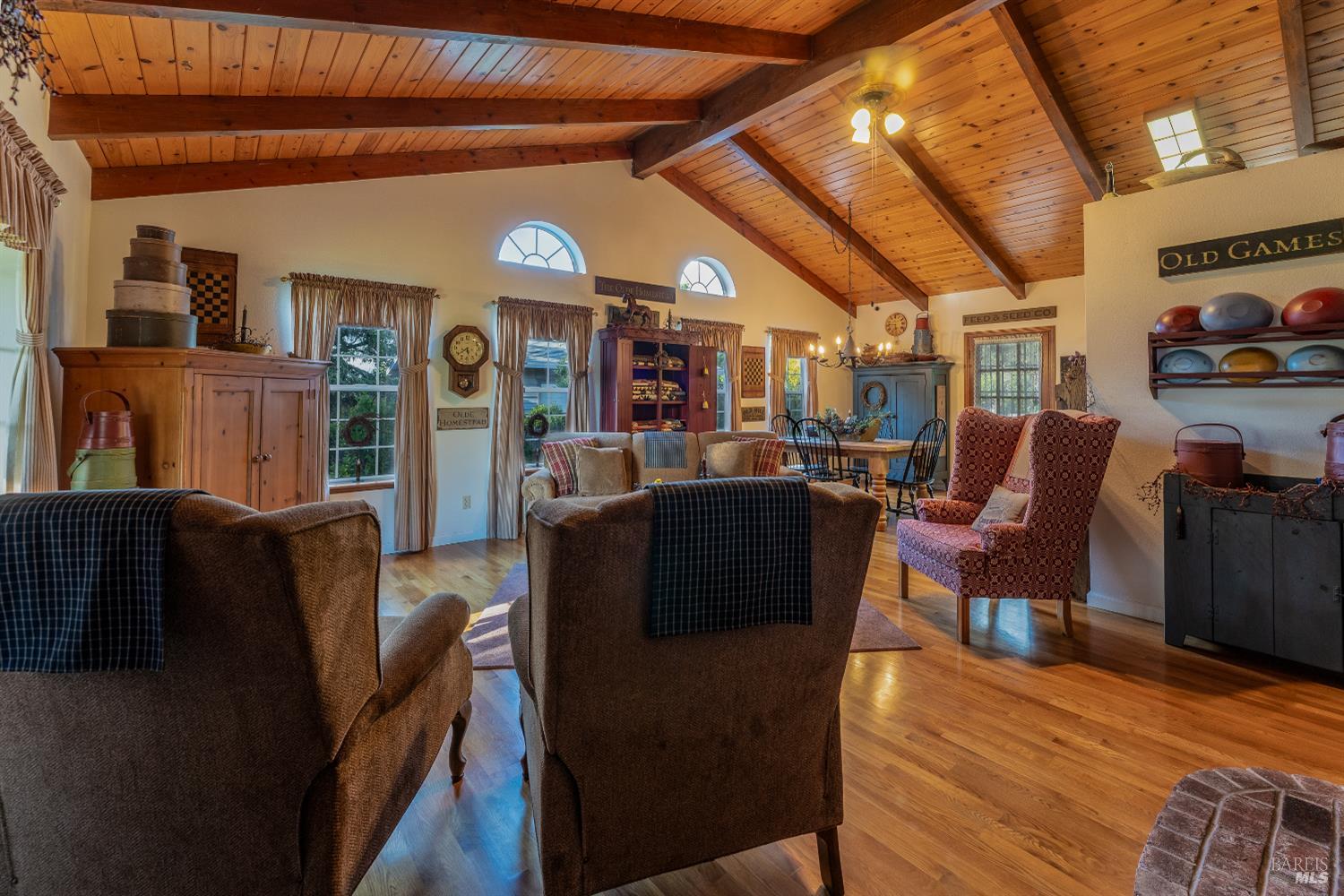 1991 Fern Canyon Road Ukiah, CA 95482 - Photo 14 of 19 a living room with furniture and wooden floor