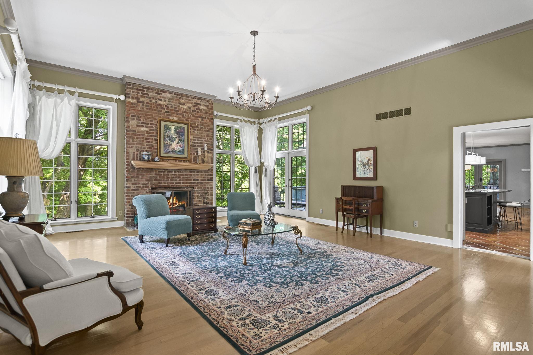 843 Coventry Point Springfield, IL 62702 - Photo 16 of 99