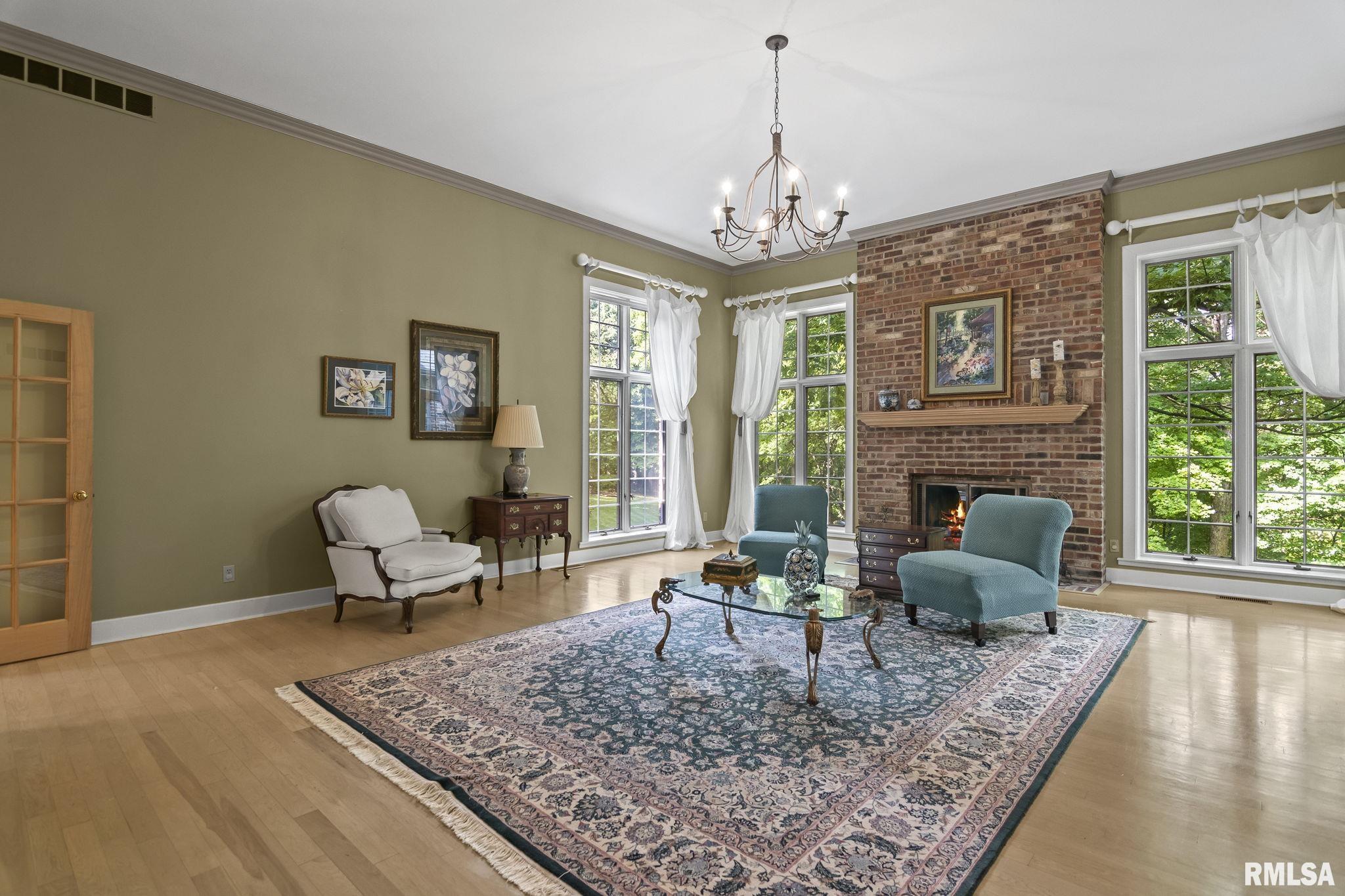 843 Coventry Point Springfield, IL 62702 - Photo 17 of 99