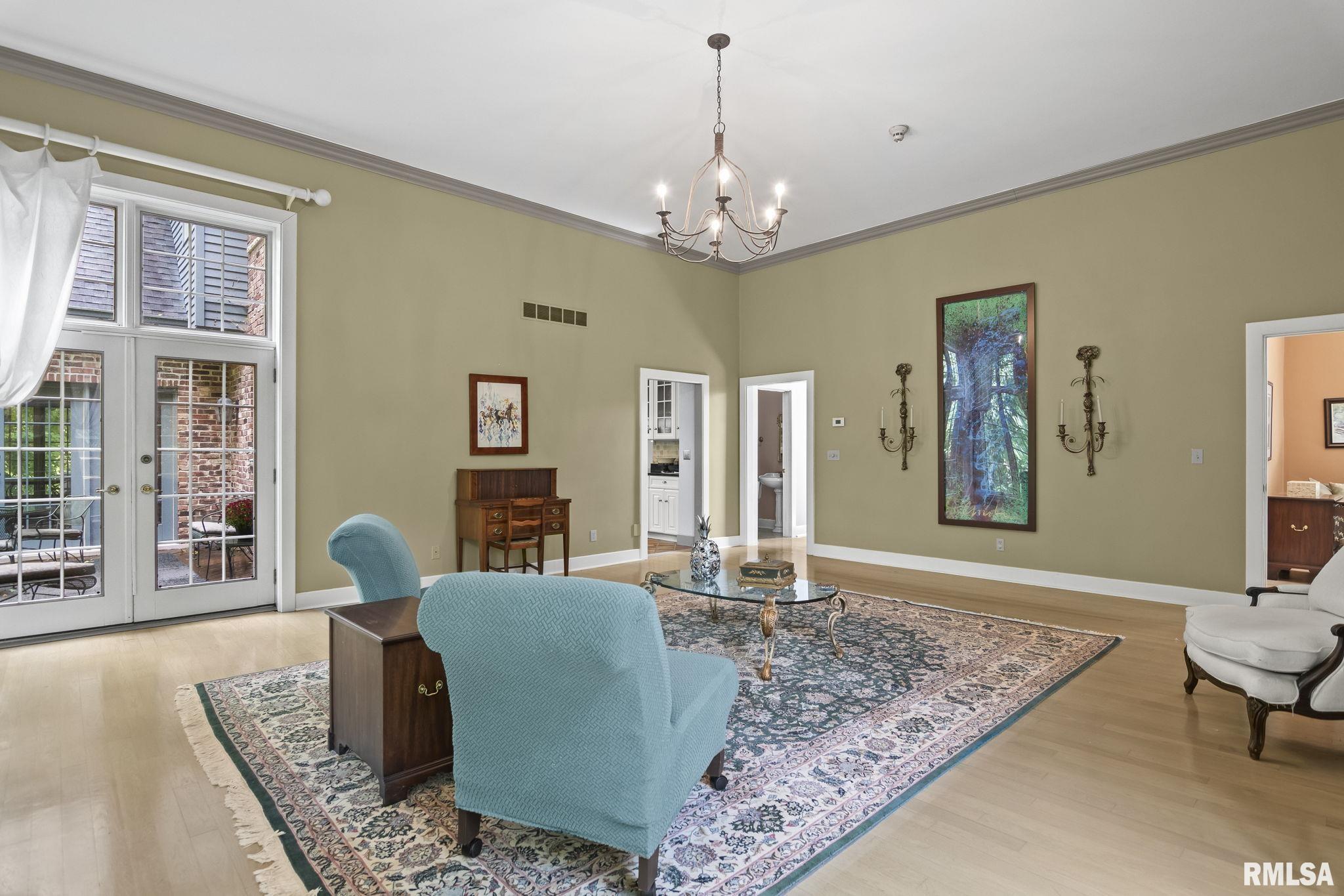 843 Coventry Point Springfield, IL 62702 - Photo 18 of 99