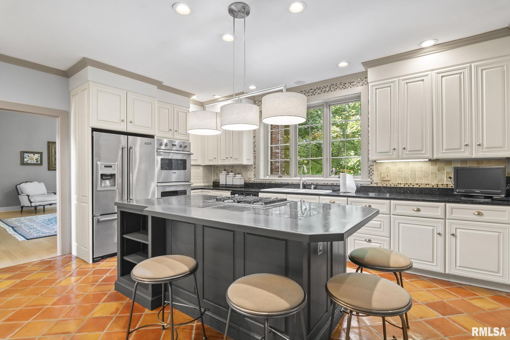 843 Coventry Point Springfield, IL 62702 - Photo 24 of 99