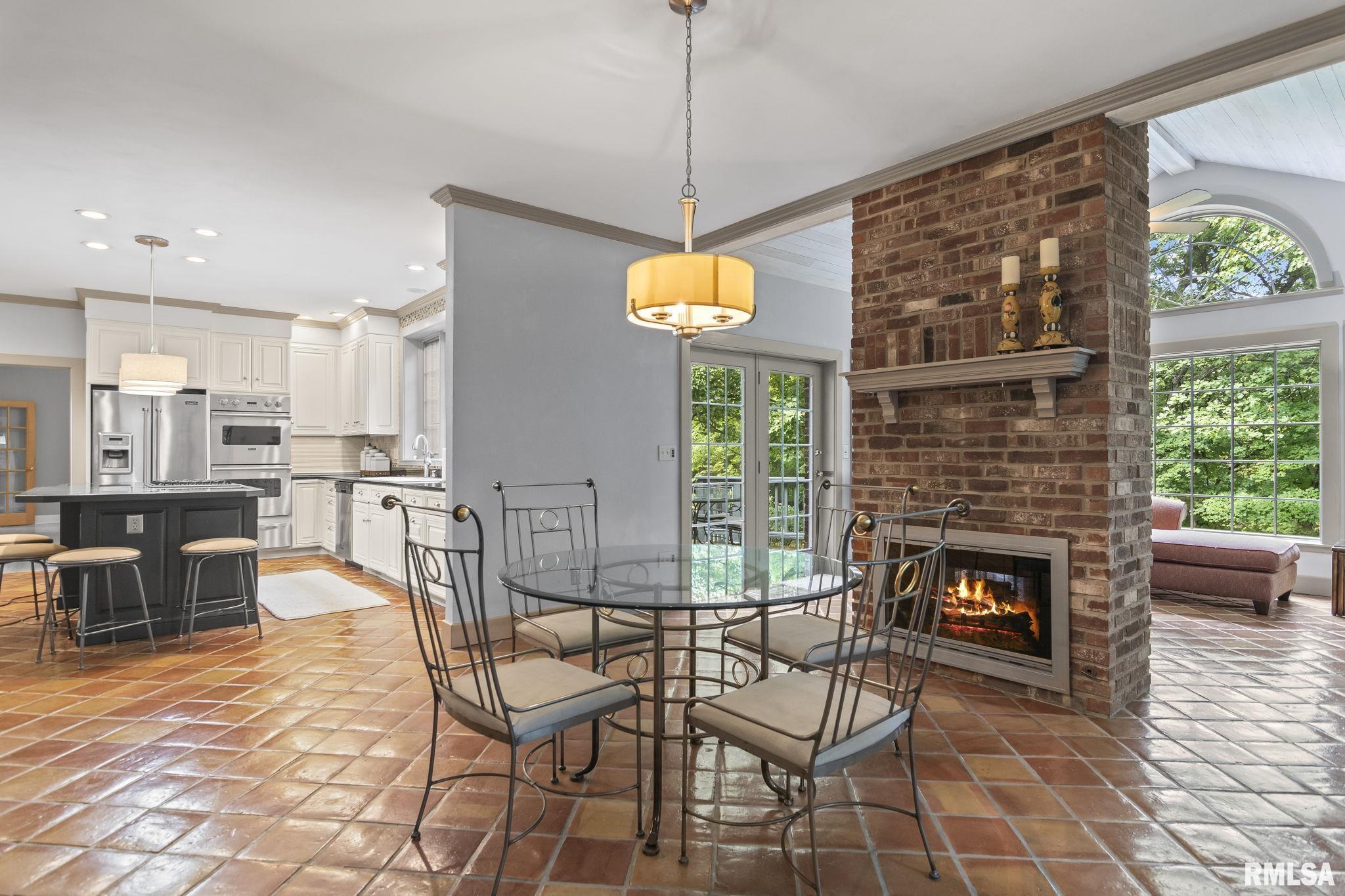 843 Coventry Point Springfield, IL 62702 - Photo 27 of 99