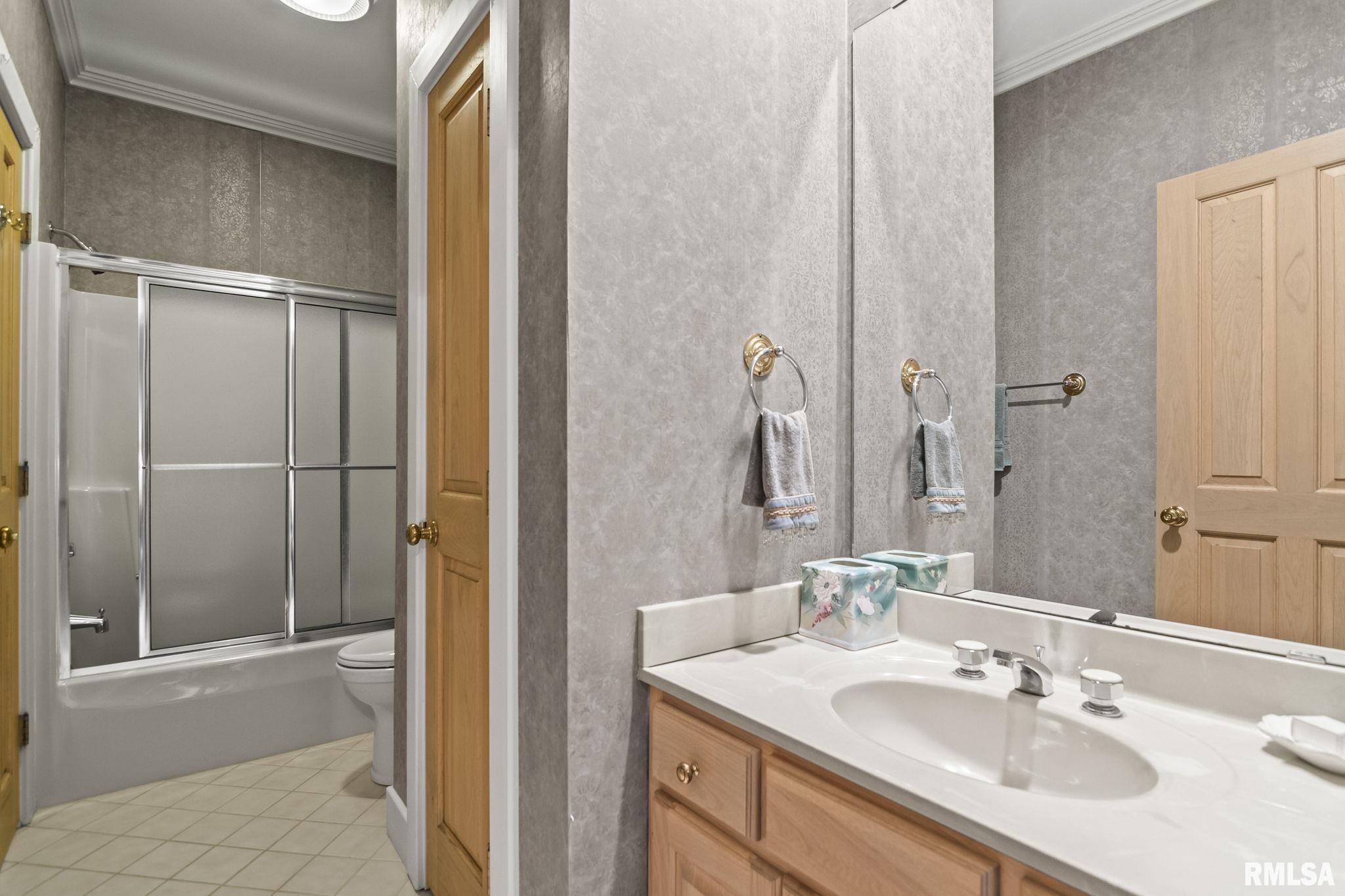 843 Coventry Point Springfield, IL 62702 - Photo 46 of 99