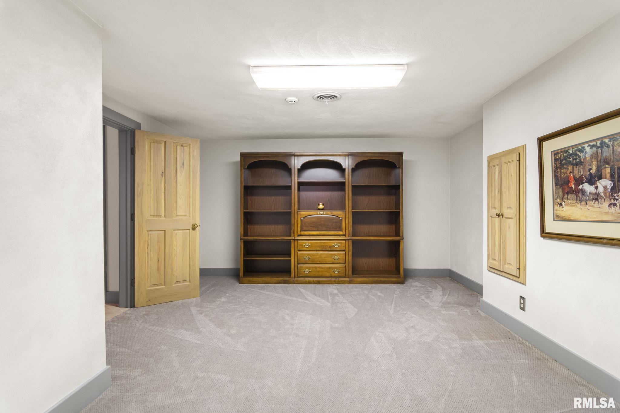 843 Coventry Point Springfield, IL 62702 - Photo 54 of 99