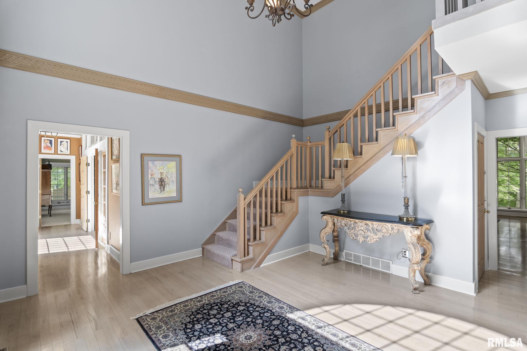 843 Coventry Point Springfield, IL 62702 - Photo 9 of 99