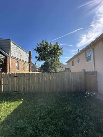 $60,000 | 3615 West 54th Street, Chicago, IL 60632