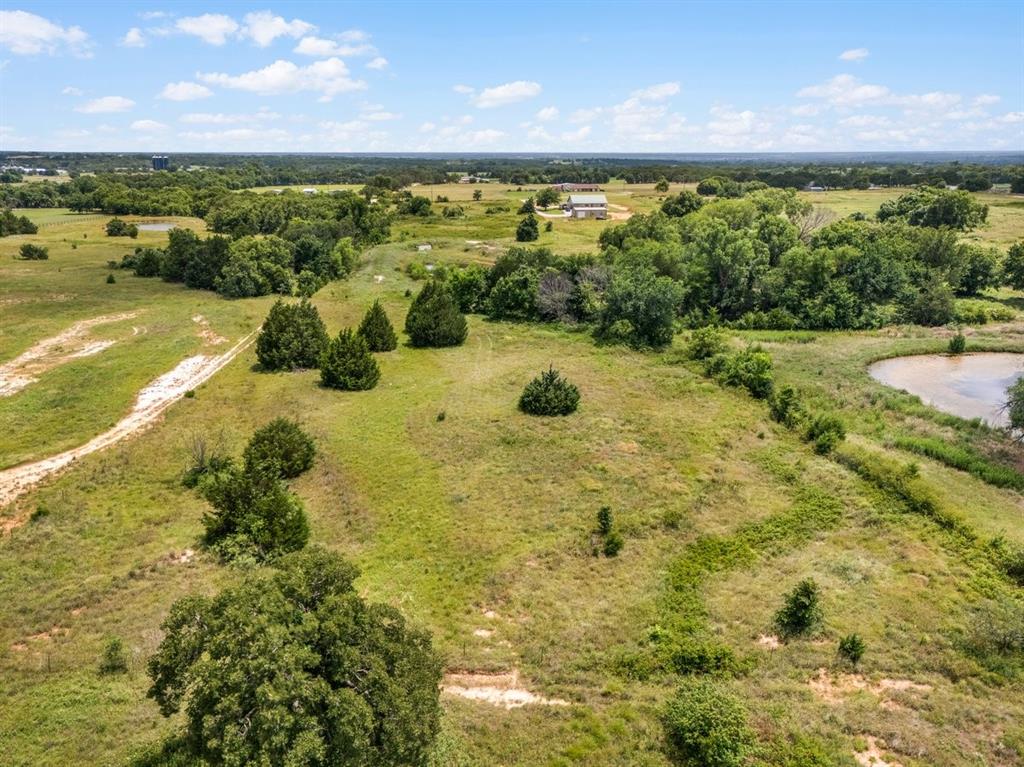 452 County Road 4196 Decatur, TX 76234 - Photo 4 of 17