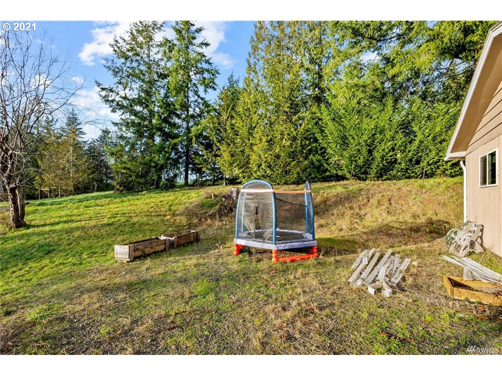 784 Carroll Road Kelso, WA 98626 - Photo 4 of 18 Gallery Image 4