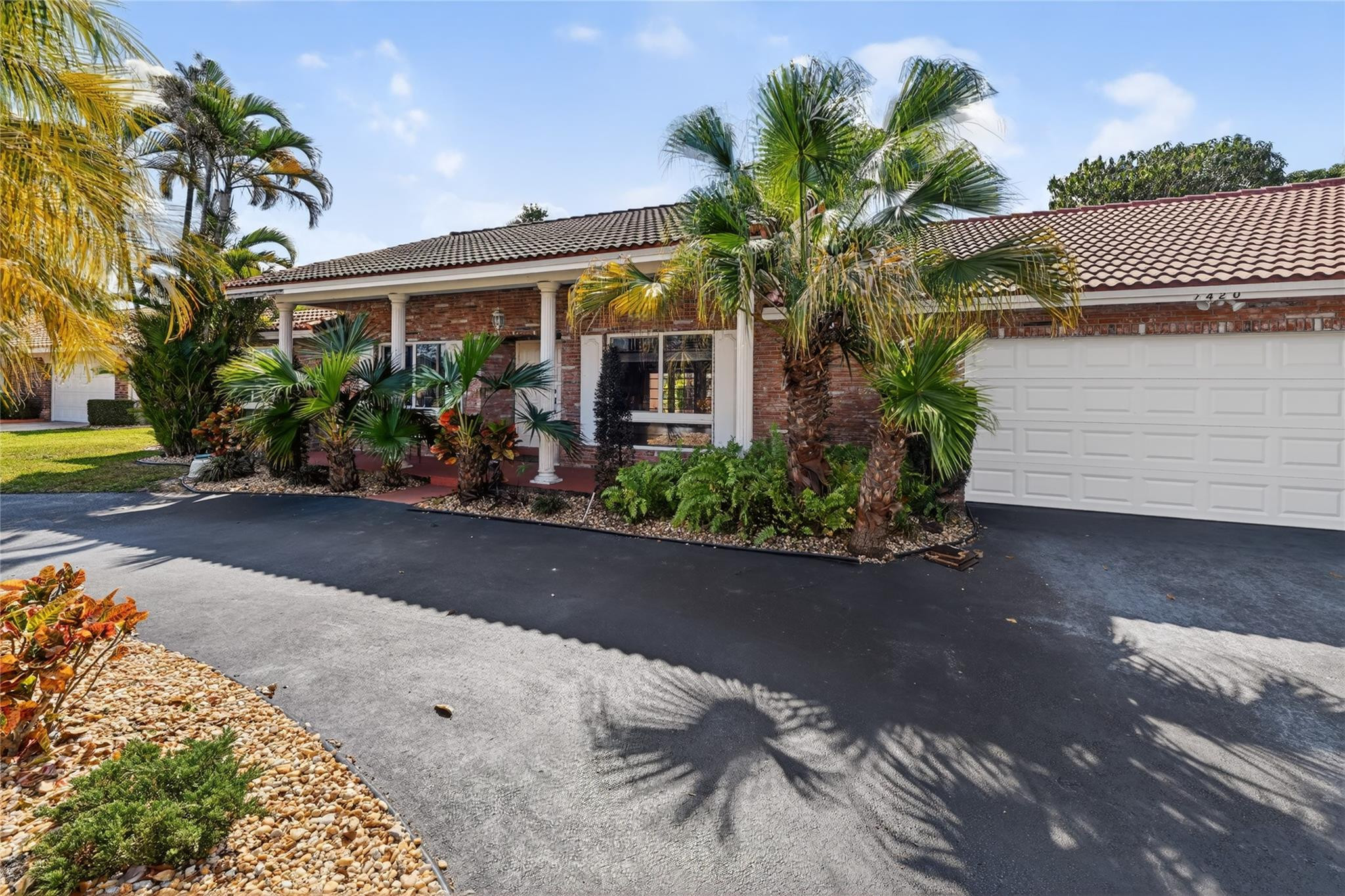 7420 Southwest 16th Street Plantation, FL 33317 - Photo 2 of 42 Photo 2