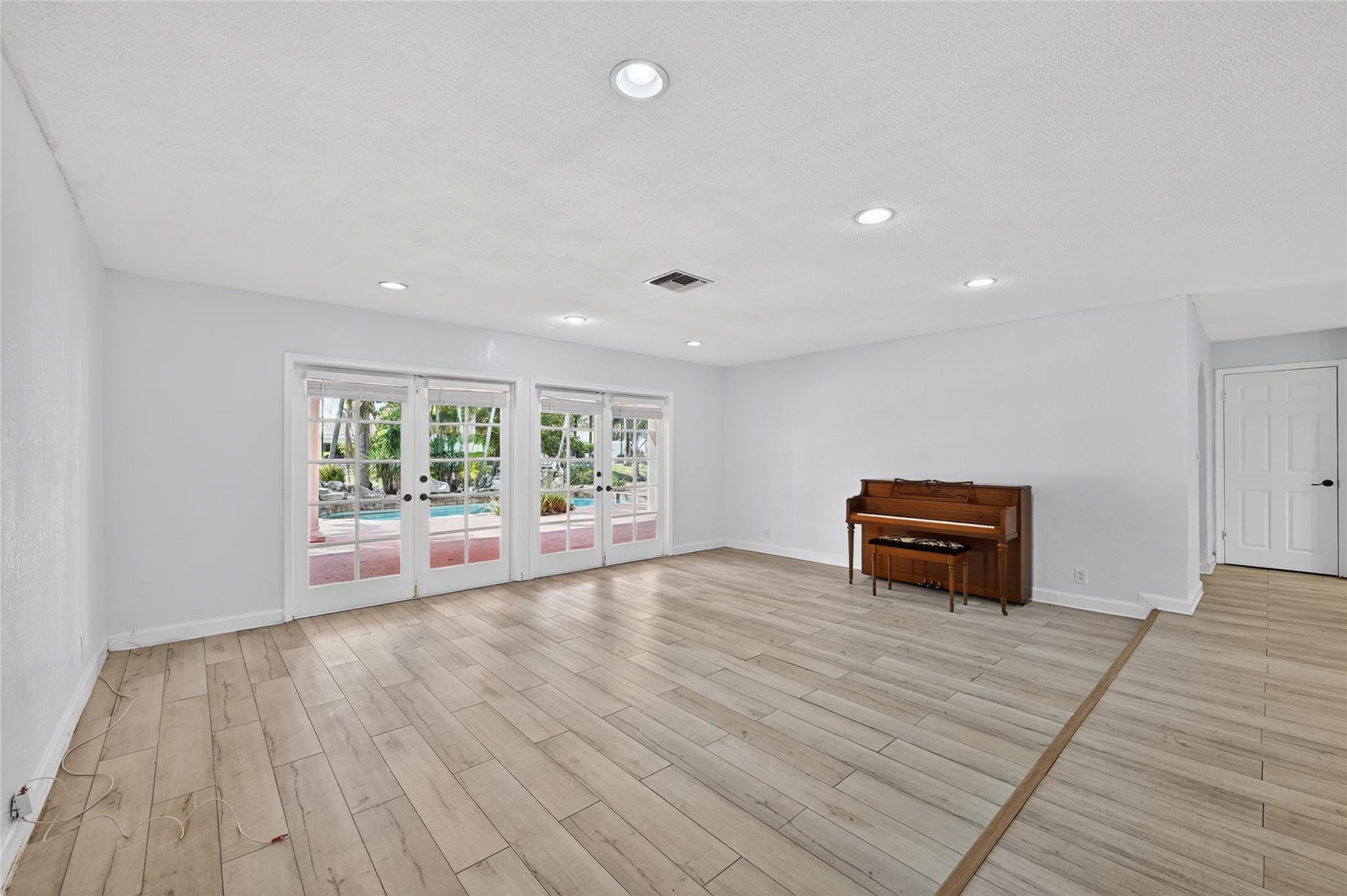 7420 Southwest 16th Street Plantation, FL 33317 - Photo 5 of 42 Photo 5