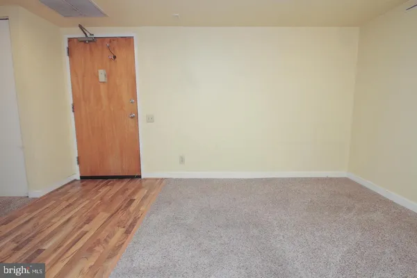 $1,500 | 301 Race Street, Unit 106, Philadelphia, PA 19106