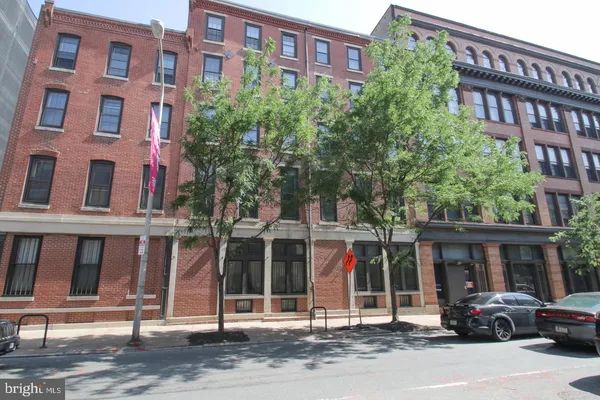 $1,500 | 301 Race Street, Unit 106, Philadelphia, PA 19106