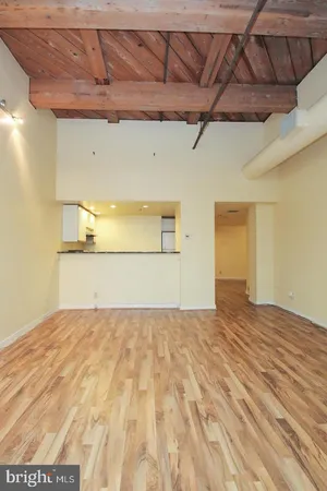 $1,500 | 301 Race Street, Unit 106, Philadelphia, PA 19106