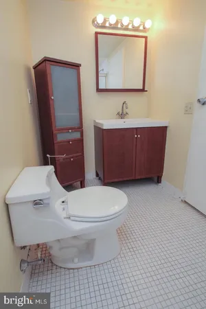 $1,500 | 301 Race Street, Unit 106, Philadelphia, PA 19106