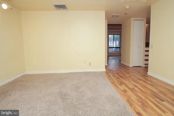 $1,500 | 301 Race Street, Unit 106, Philadelphia, PA 19106