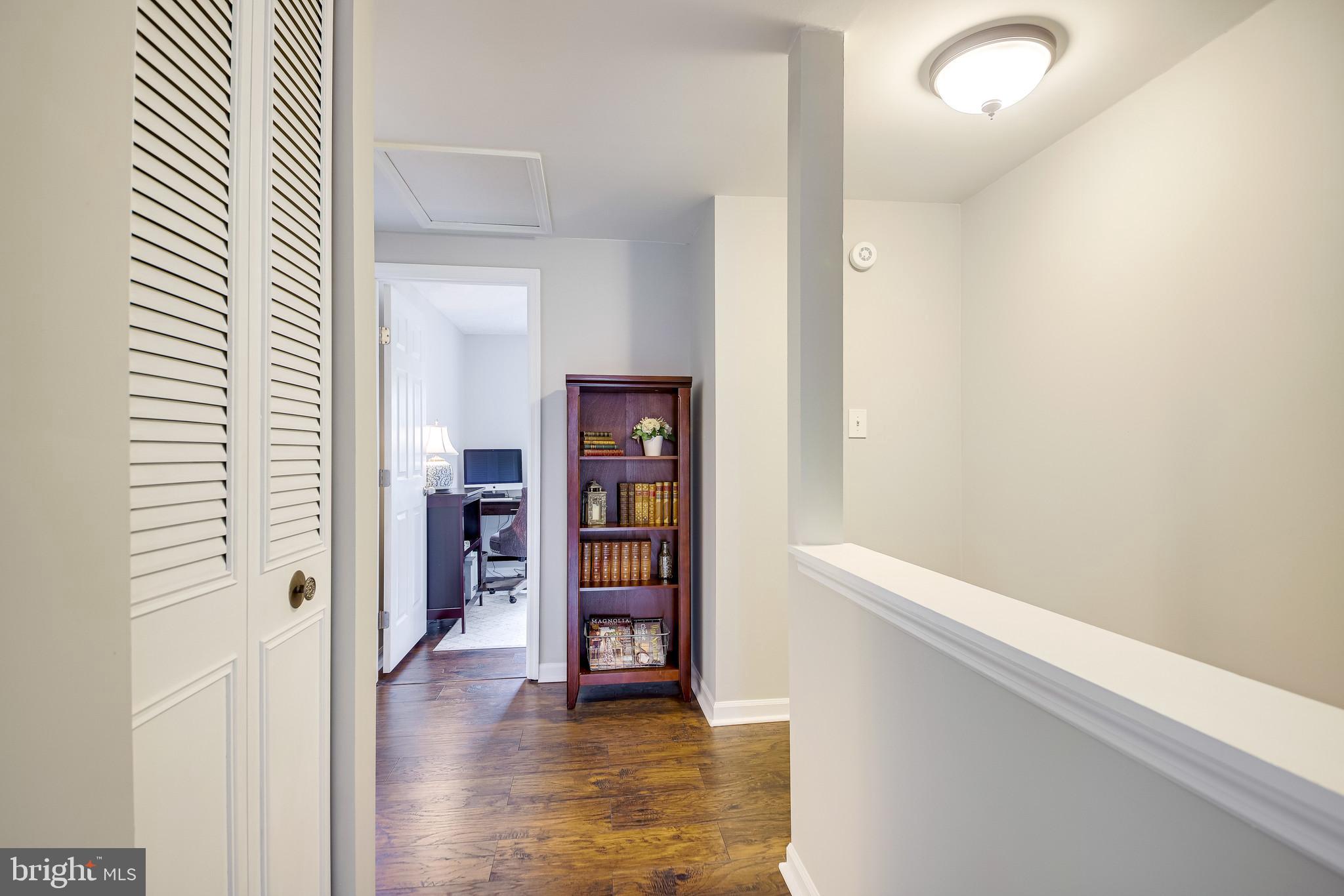 1490 Autumn Ridge Circle Reston, VA 20194 - Photo 35 of 60 Hallway with Linen closet