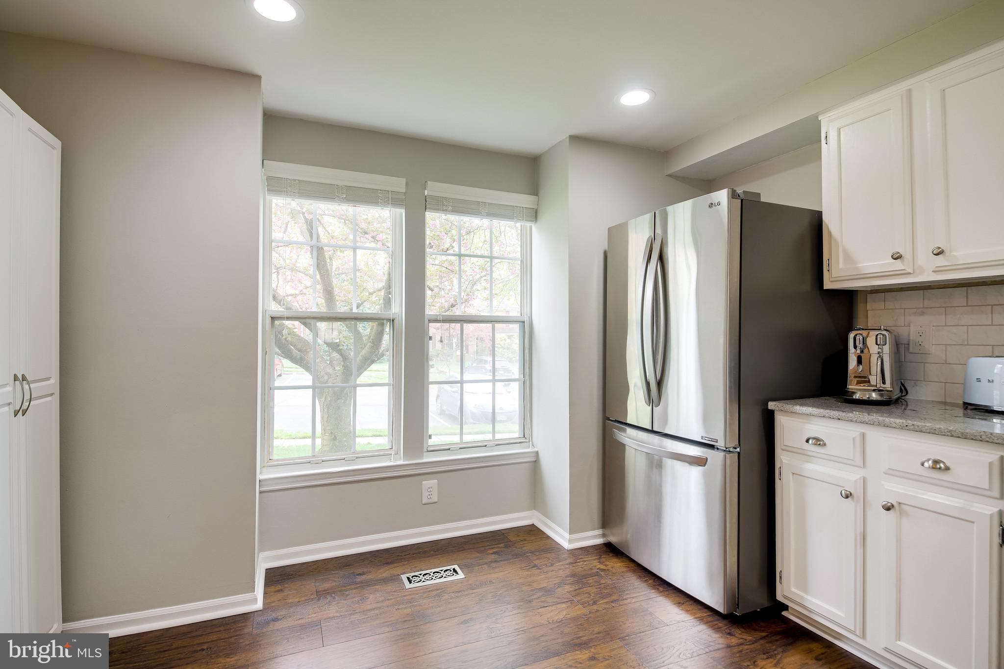 1490 Autumn Ridge Circle Reston, VA 20194 - Photo 6 of 60 Added Recessed Lighting