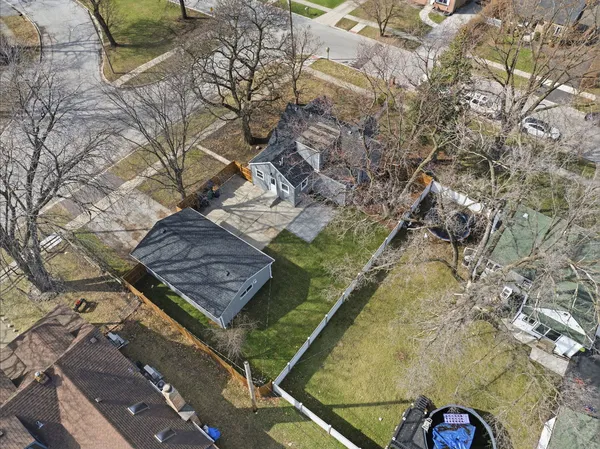 $364,900 | 7851 Suburban Lane, Bridgeview, IL 60455