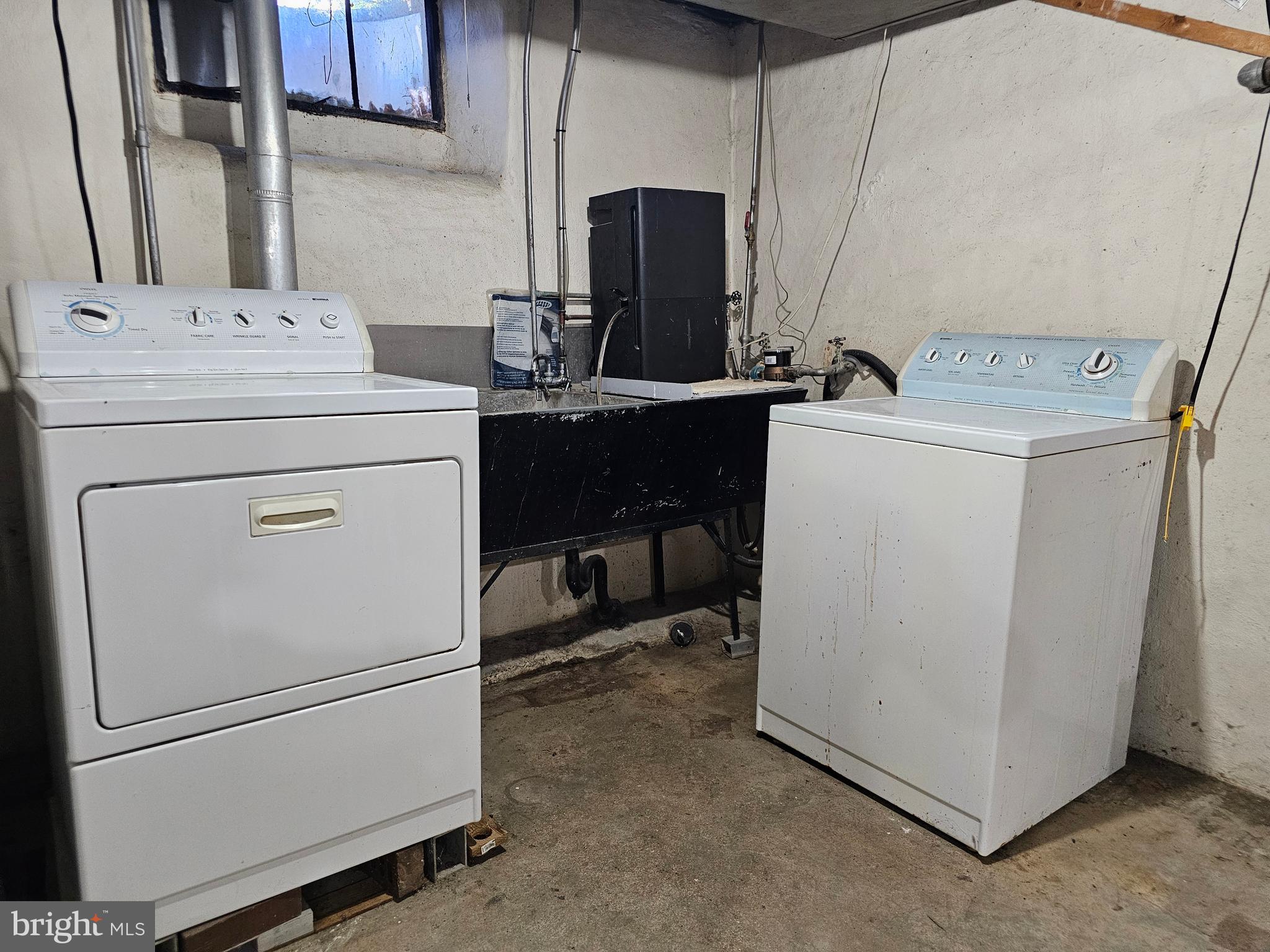 741 Stockton Circle Ridley Park, PA 19078 - Photo 48 of 52 Washer & Dryer Remain