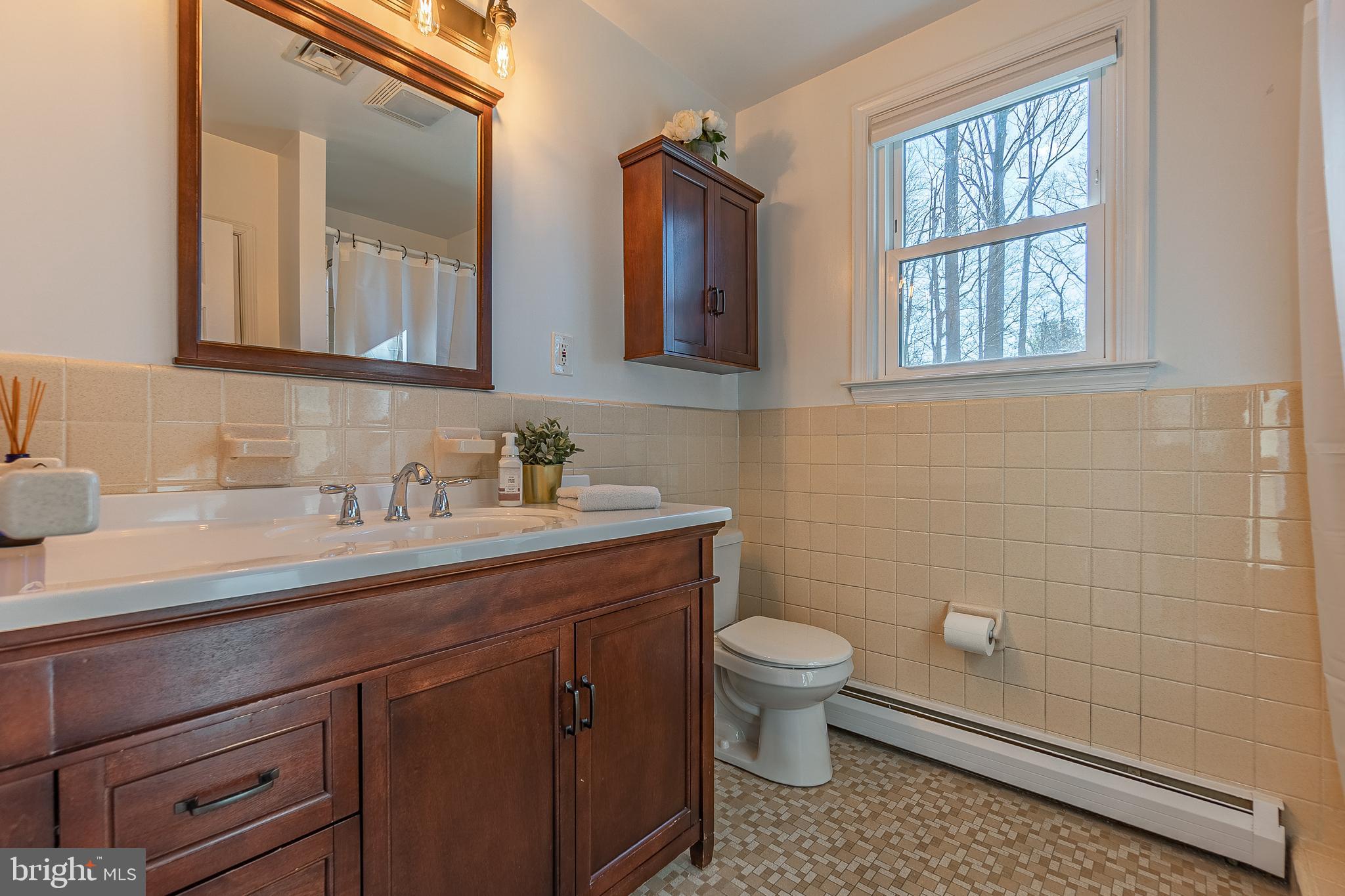 2120 North Providence Road Media, PA 19063 - Photo 35 of 60 Primary Bathroom