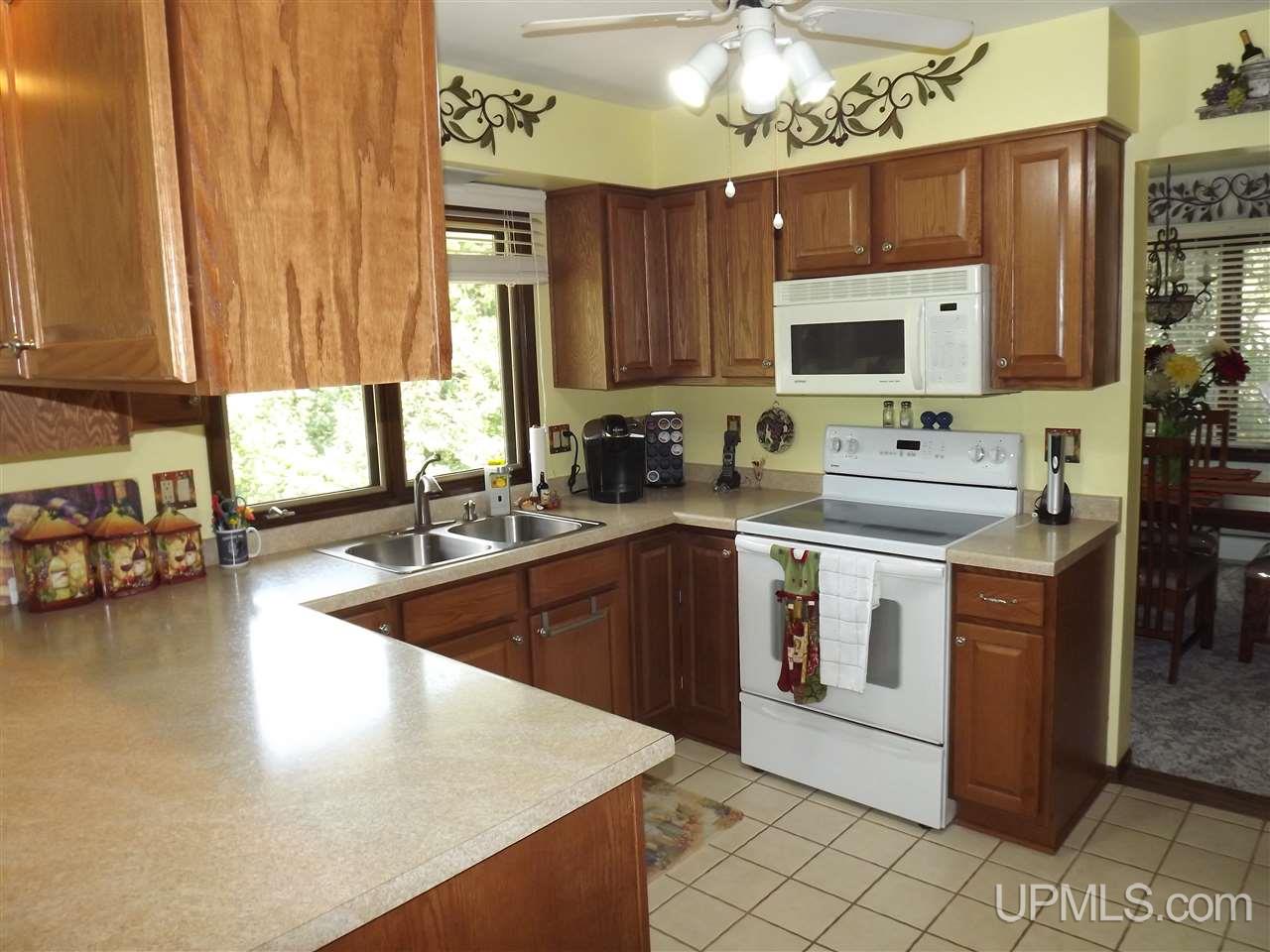 1010 Wabash Street Ishpeming, MI 49849 - Photo 5 of 27